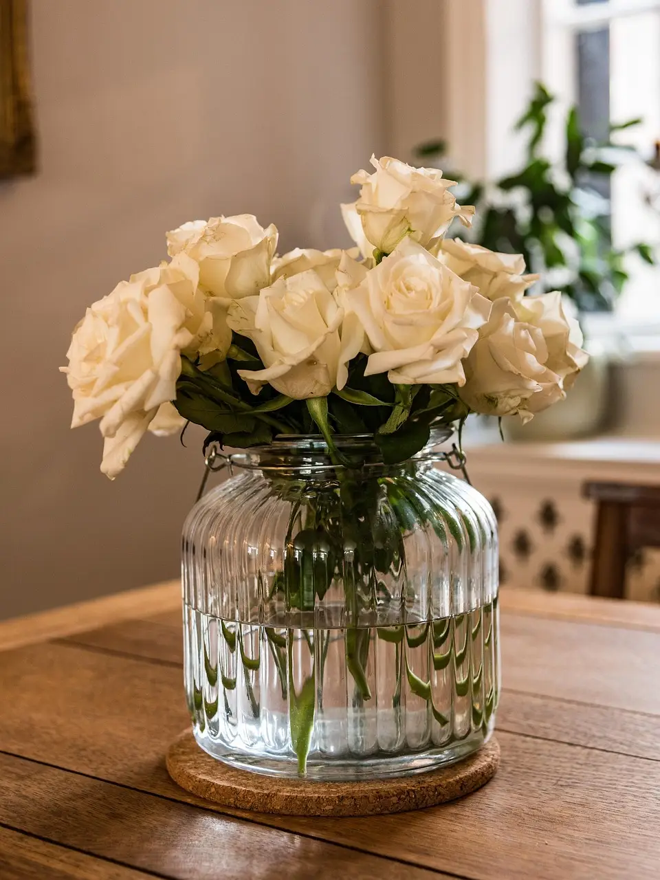glass, roses, vase, interior, flower wallpaper, decoration, flower, fragrance, flower background, bloom, romantic, blossom, plant, property, real estate, beautiful, beautiful flowers, brown rose, brown glass, brown glasses, roses, real estate, real estate, nature, real estate, real estate, real estate